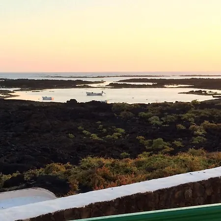 Ocean Sunshine Hébergement de vacances Orzola