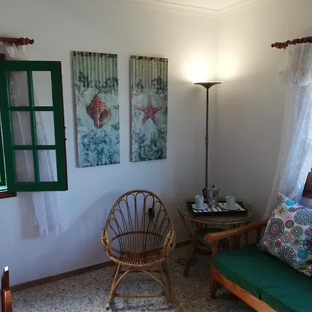 Ocean Sunshine * אורסולה