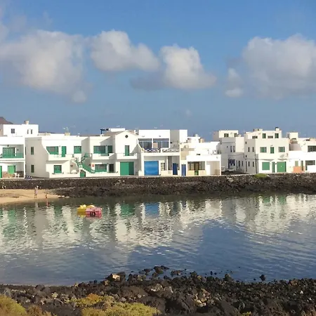 Ocean Sunshine * אורסולה